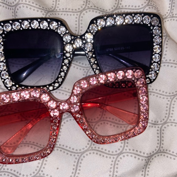 PrettyLittleThing Accessories - Bling Sunglasses